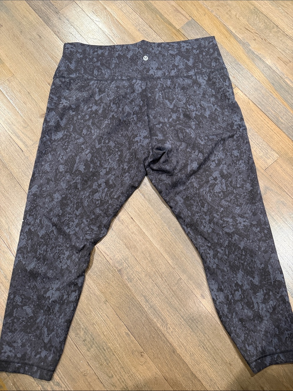 lululemon Black Patterned Crop Leggings
